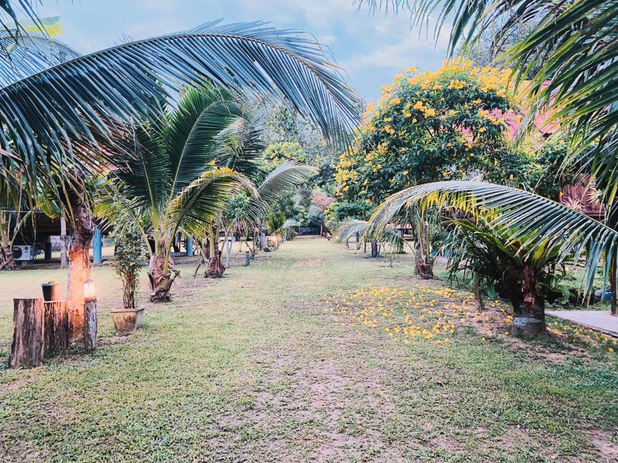 Nadia Resort Kohjum เกาะจำ ภายนอก รูปภาพ